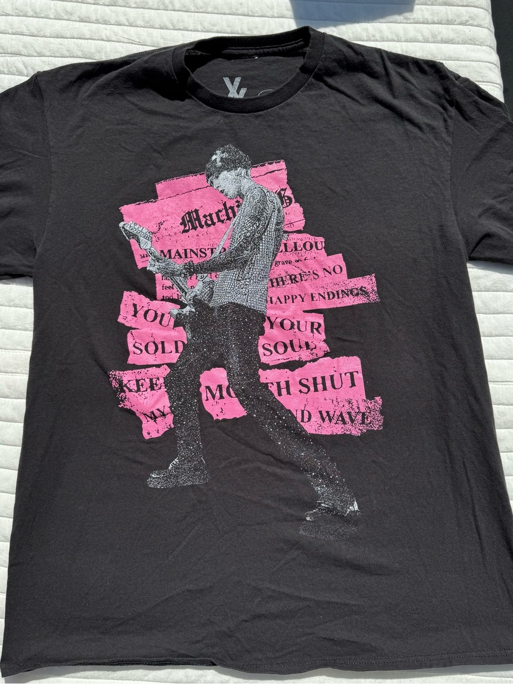Machine Gun Kelly MGK Mainstream Sellout 2022 Tour Shirt - Black/Pink - Size L